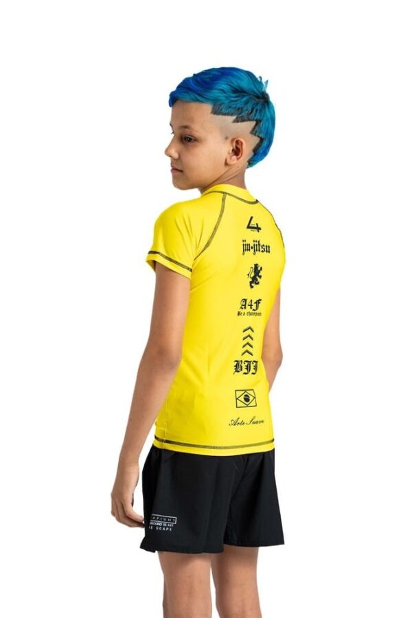 Rash Guard "A4F" Amarilla Niños Manga Corta - Imagen 3