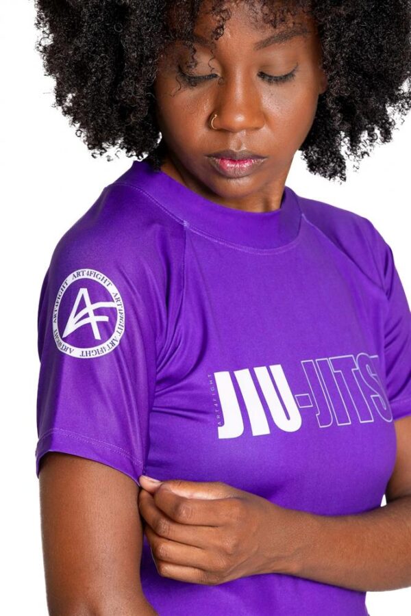 Rash Guard "JIU JITSU" Morada Manga Corta - Imagen 2
