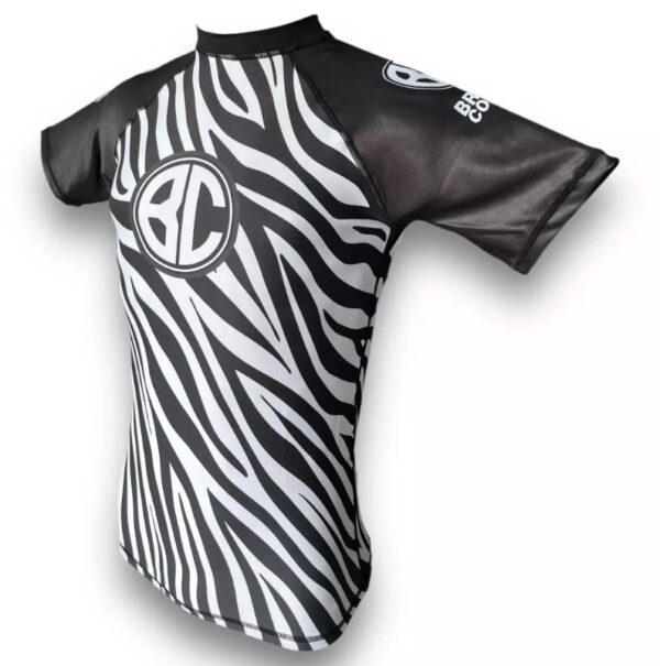 Rash Guard "Zebra" Blanca Manga Corta - Imagen 2